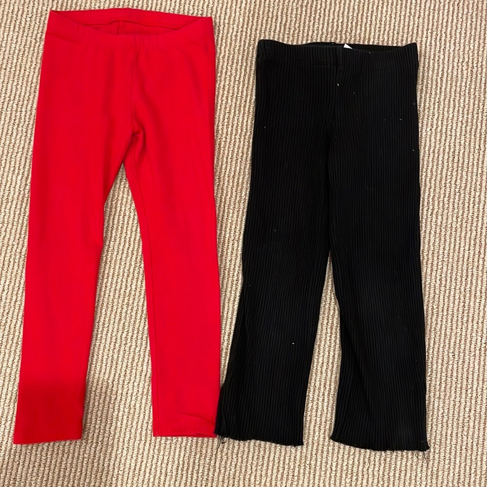 2 pairs of leggings - 4T